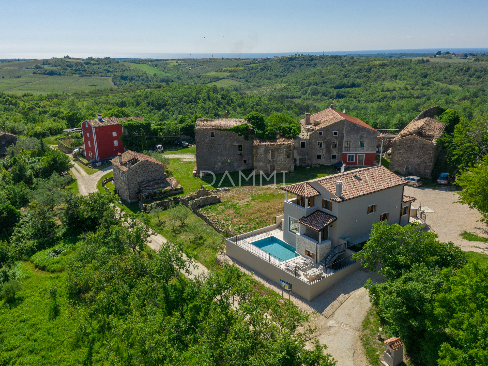 ISTRIEN, BUJE - Wunderschöne Villa mit Blick auf das Meer und die Natur